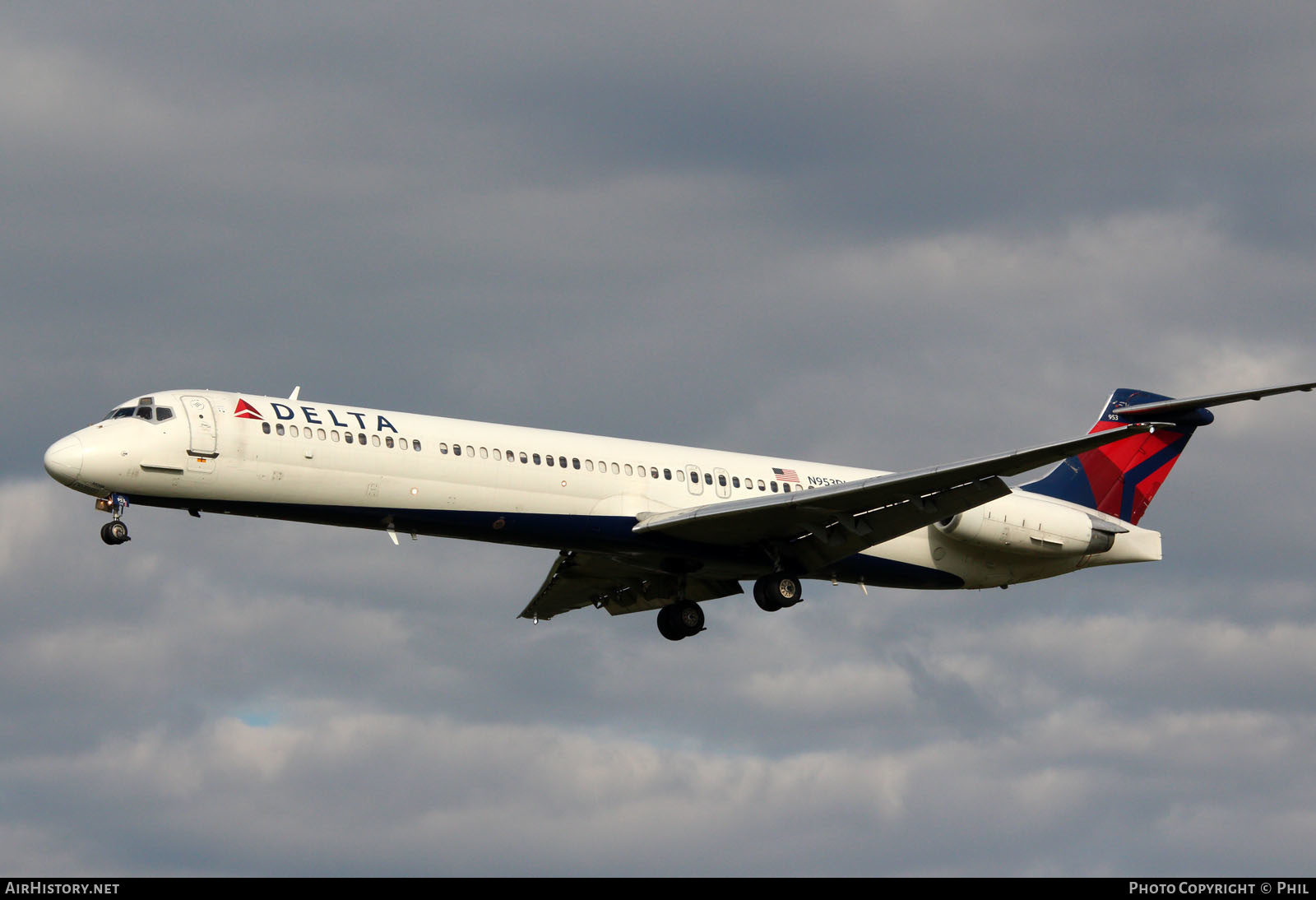 Aircraft Photo of N953DL | McDonnell Douglas MD-88 | Delta Air Lines | AirHistory.net #257776