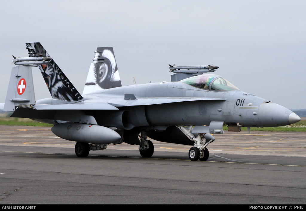 Aircraft Photo of J-5011 | McDonnell Douglas F/A-18C Hornet | Switzerland - Air Force | AirHistory.net #257784