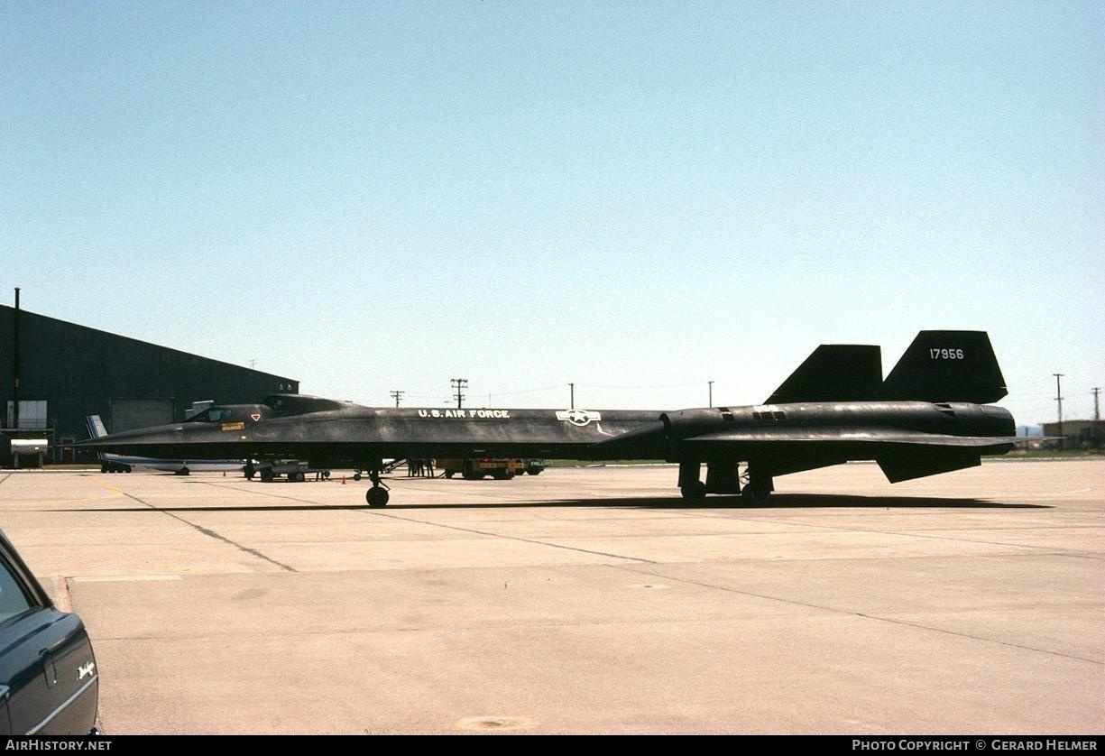 Aircraft Photo of 61-7956 / 17956 | Lockheed SR-71B Blackbird | USA - Air Force | AirHistory.net #257920