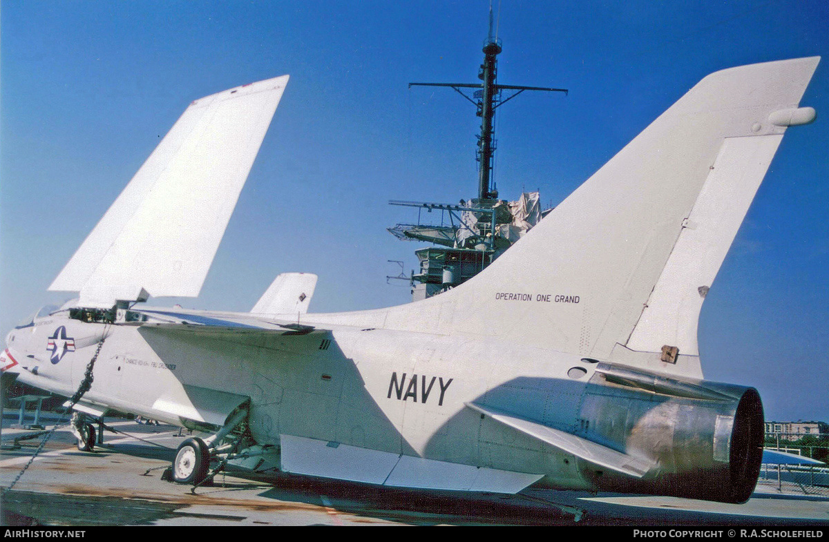 Aircraft Photo of 146939 | Vought F-8K Crusader | USA - Navy | AirHistory.net #257921