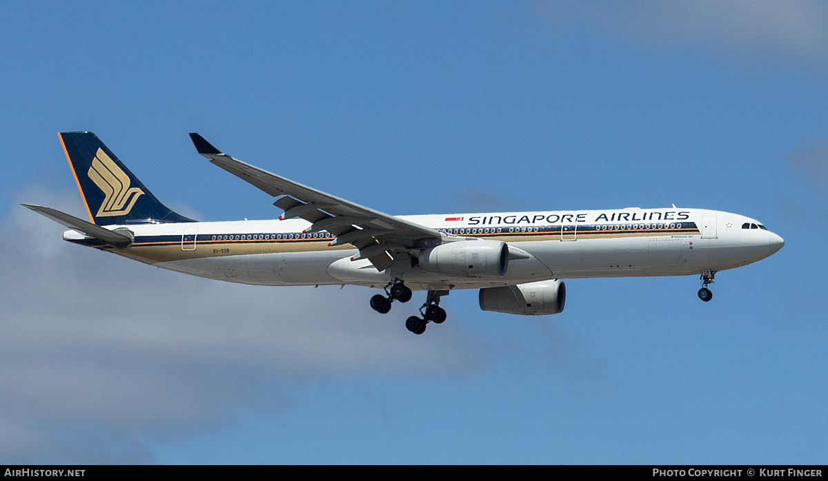 Aircraft Photo of 9V-SSB | Airbus A330-343 | Singapore Airlines | AirHistory.net #257927