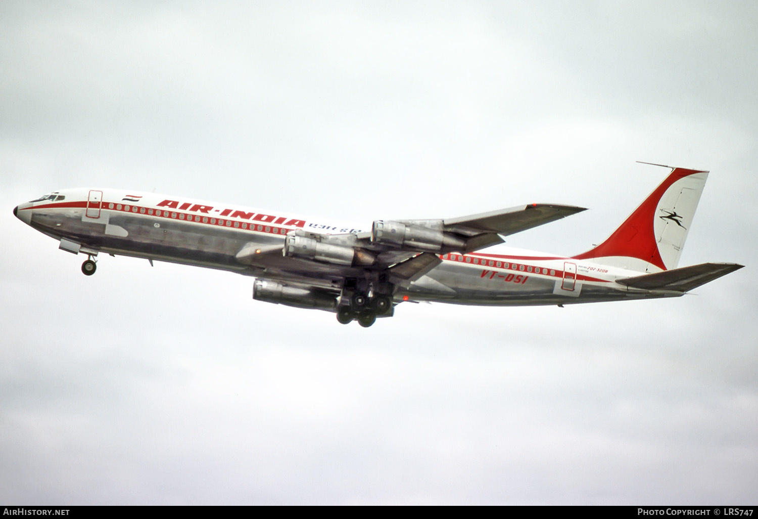 Aircraft Photo of VT-DSI | Boeing 707-337B | Air India | AirHistory.net #258040