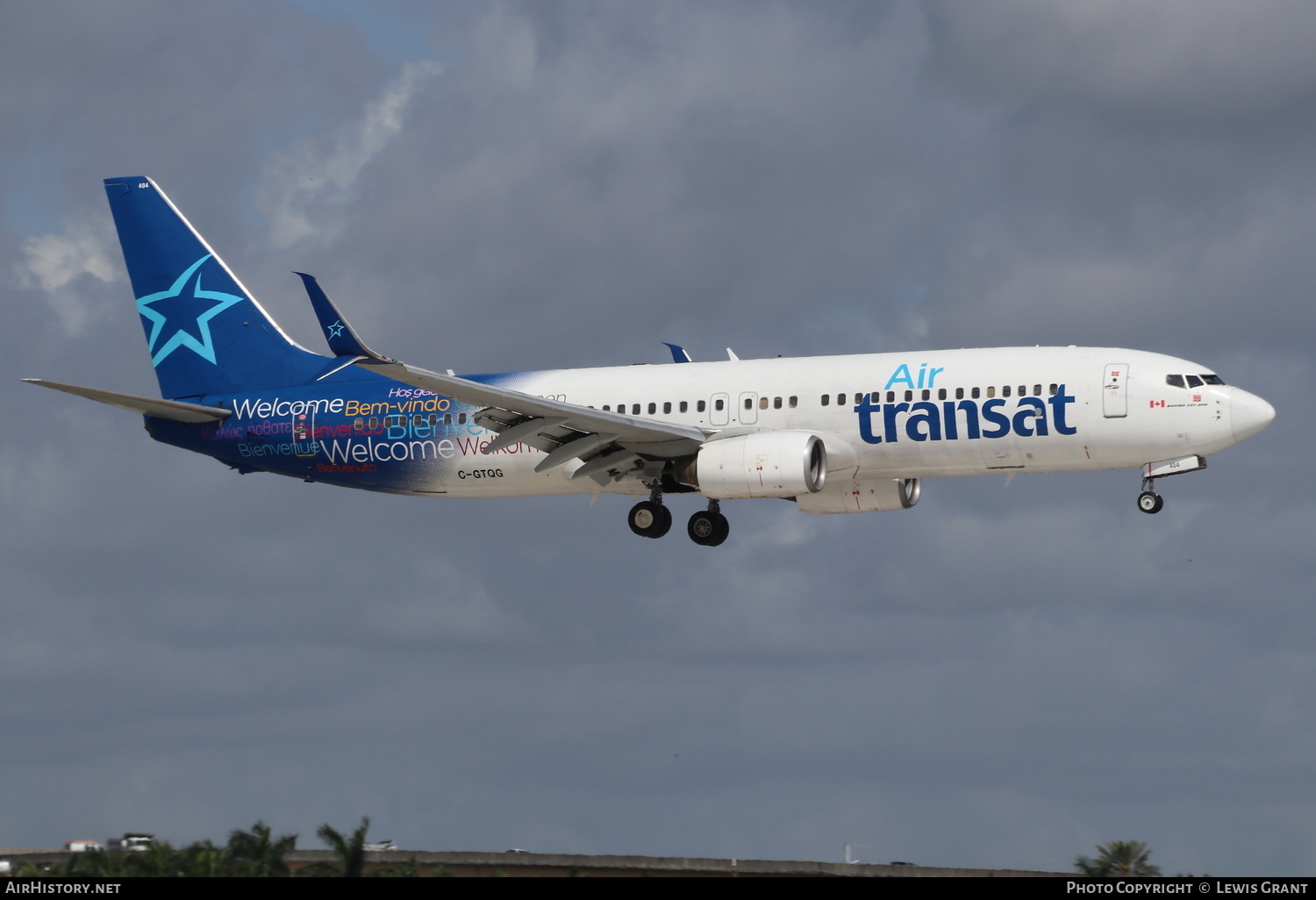 Aircraft Photo of C-GTQG | Boeing 737-8Q8 | Air Transat | AirHistory.net #258064