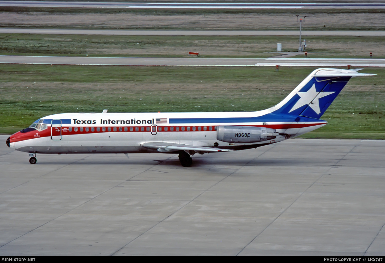 Aircraft Photo of N968E | Douglas DC-9-15 | Texas International Airlines | AirHistory.net #258079