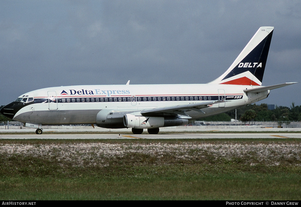 Aircraft Photo of N326DL | Boeing 737-232/Adv | Delta Express | AirHistory.net #258130