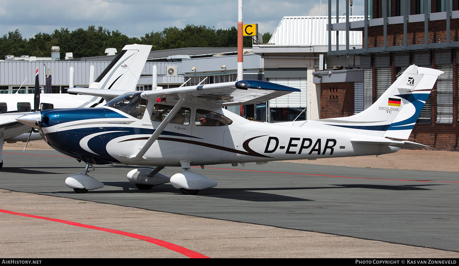 Aircraft Photo of D-EPAR | Cessna T182T Turbo Skylane TC | AirHistory.net #258148
