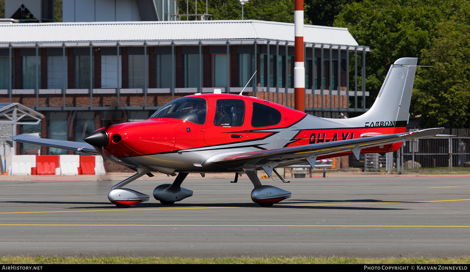 Aircraft Photo of 9H-AXL | Cirrus SR-22T G6-GTS Carbon | AirHistory.net #258152
