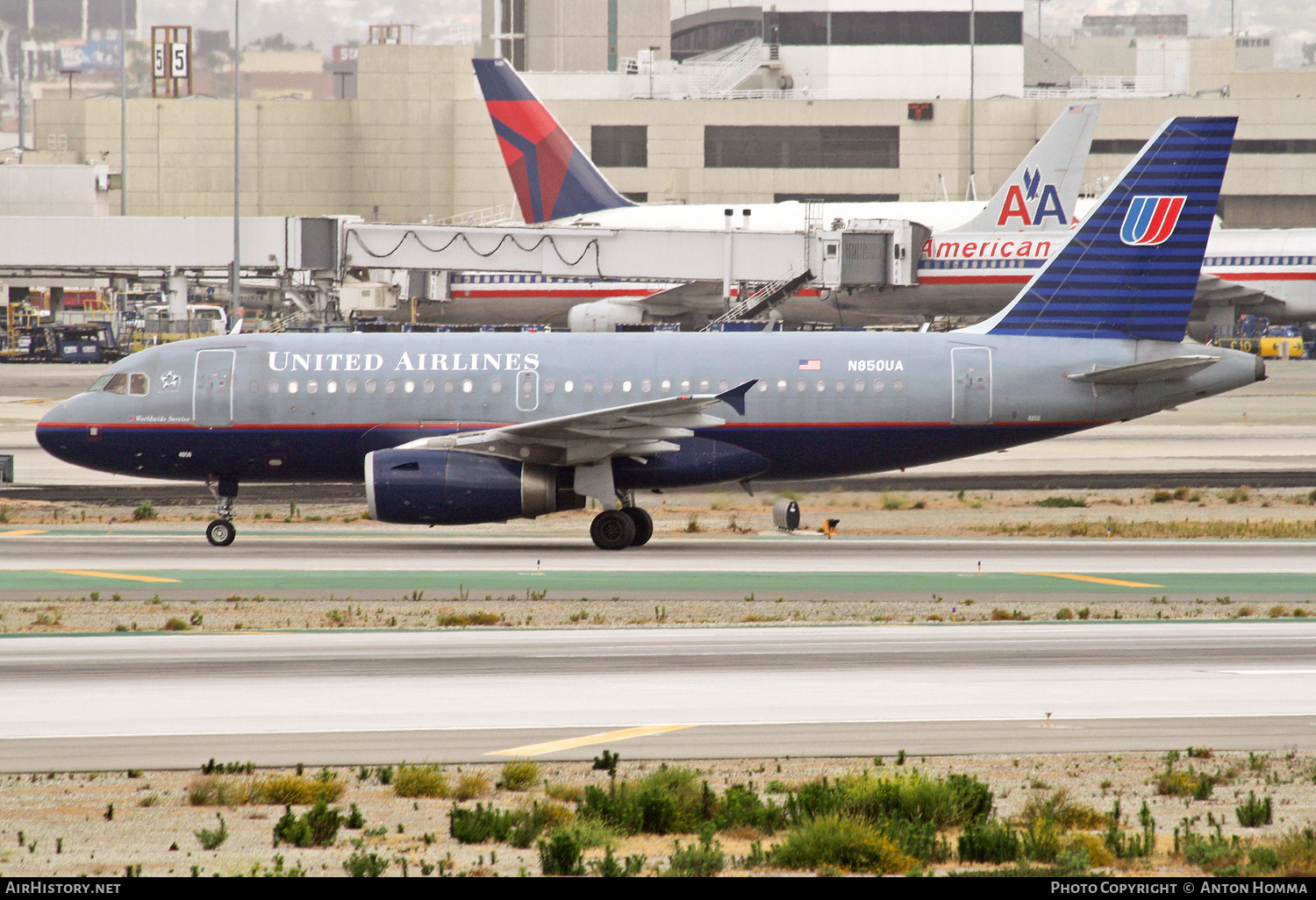 Aircraft Photo of N850UA | Airbus A319-131 | United Airlines | AirHistory.net #258207