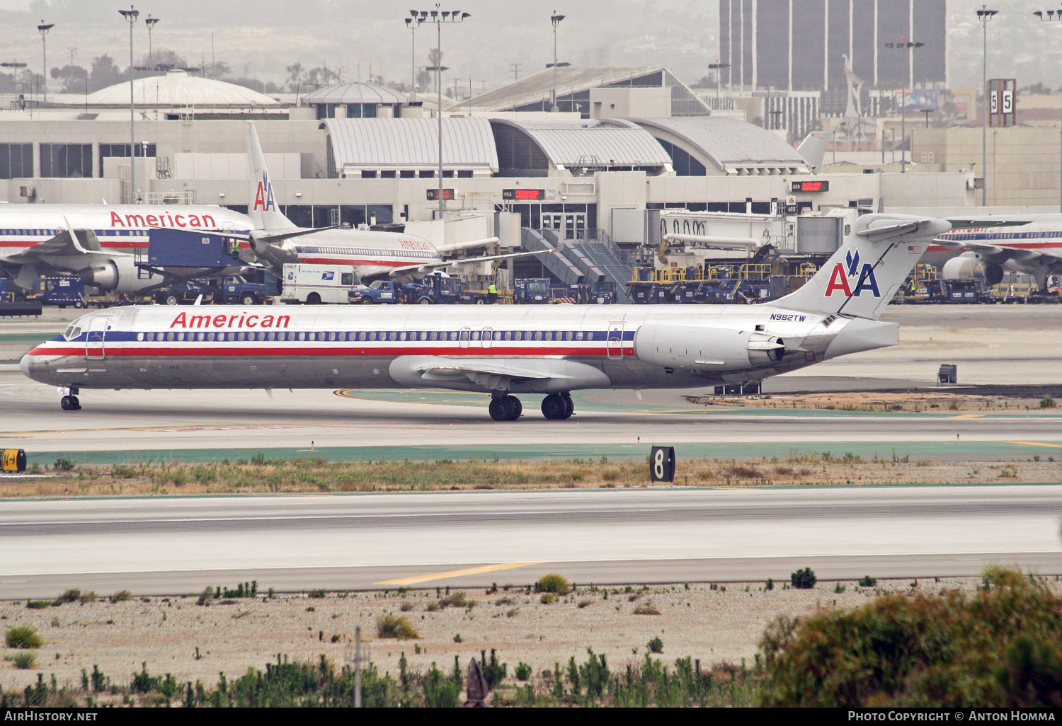 Aircraft Photo of N982TW | McDonnell Douglas MD-83 (DC-9-83) | American Airlines | AirHistory.net #258208