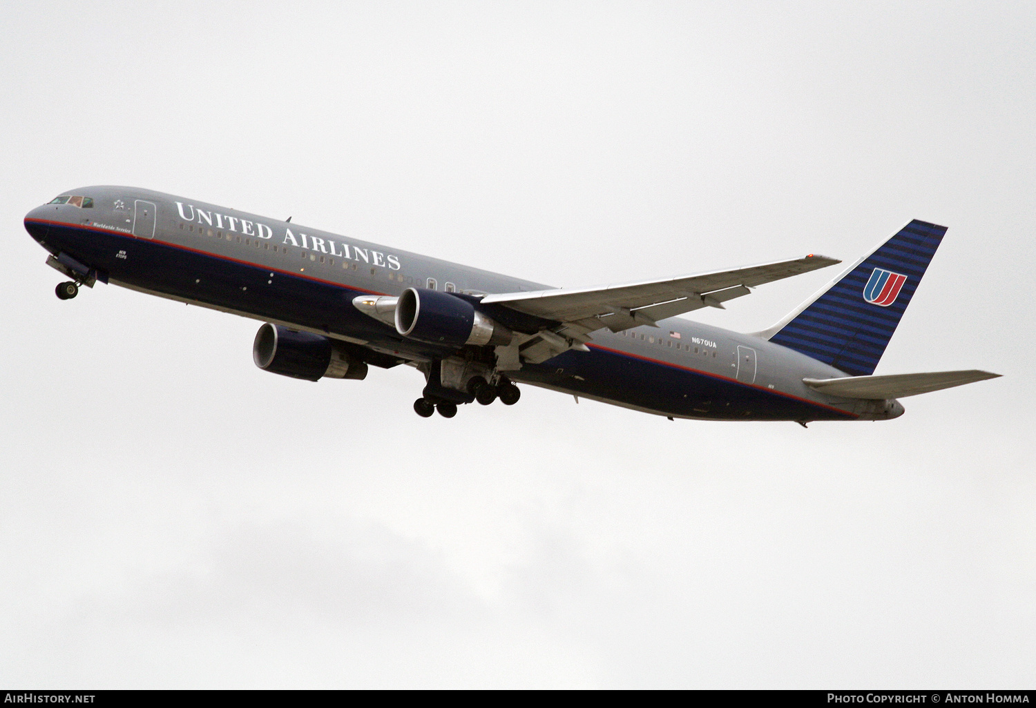 Aircraft Photo of N670UA | Boeing 767-322/ER | United Airlines | AirHistory.net #258209