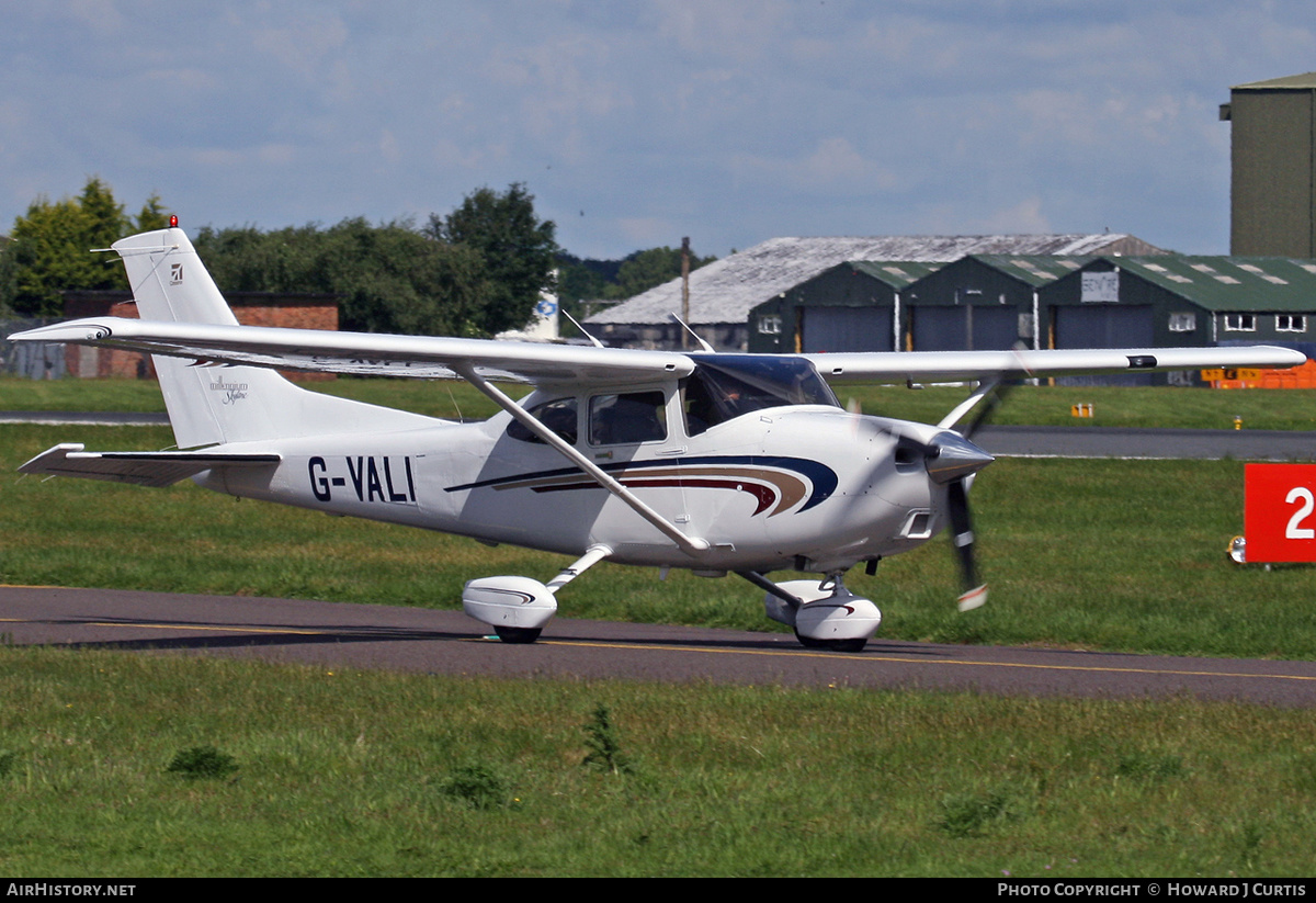 Aircraft Photo of G-VALI | Cessna 182S Skylane | AirHistory.net #258321