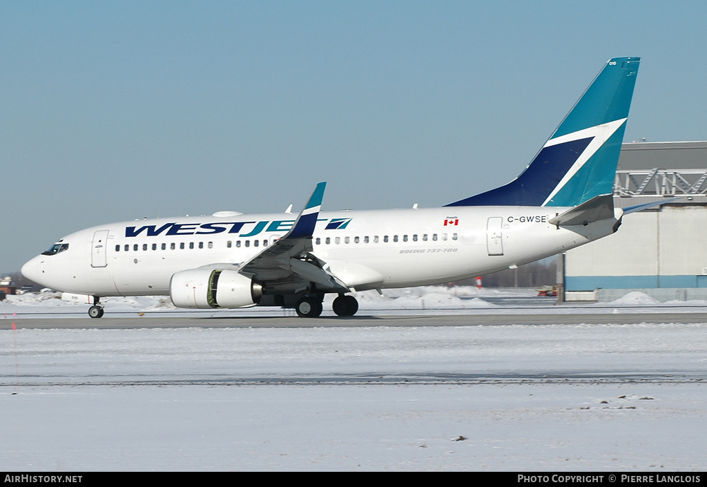 Aircraft Photo of C-GWSE | Boeing 737-76N | WestJet | AirHistory.net #258380