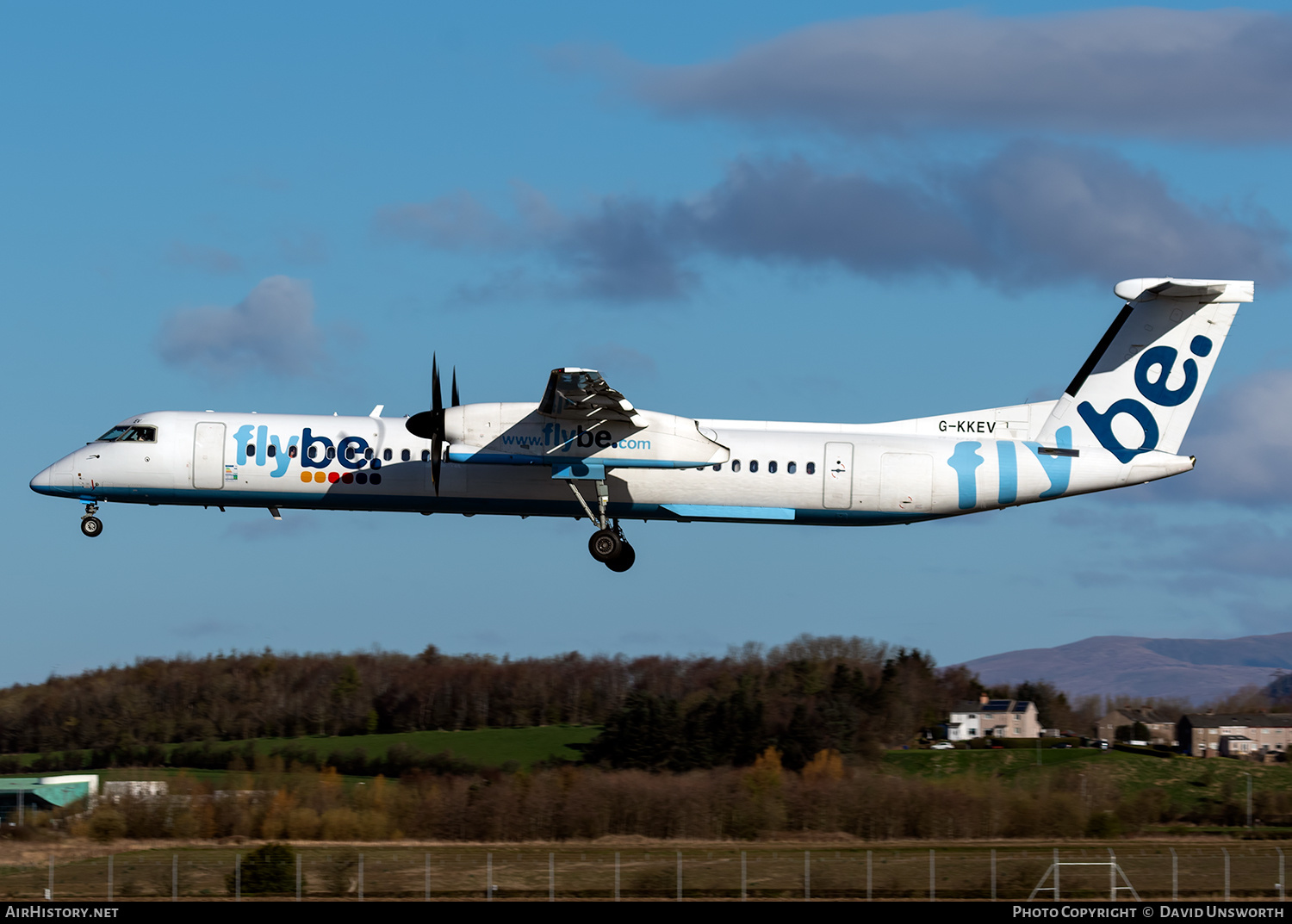 Aircraft Photo of G-KKEV | Bombardier DHC-8-402 Dash 8 | Flybe | AirHistory.net #258400