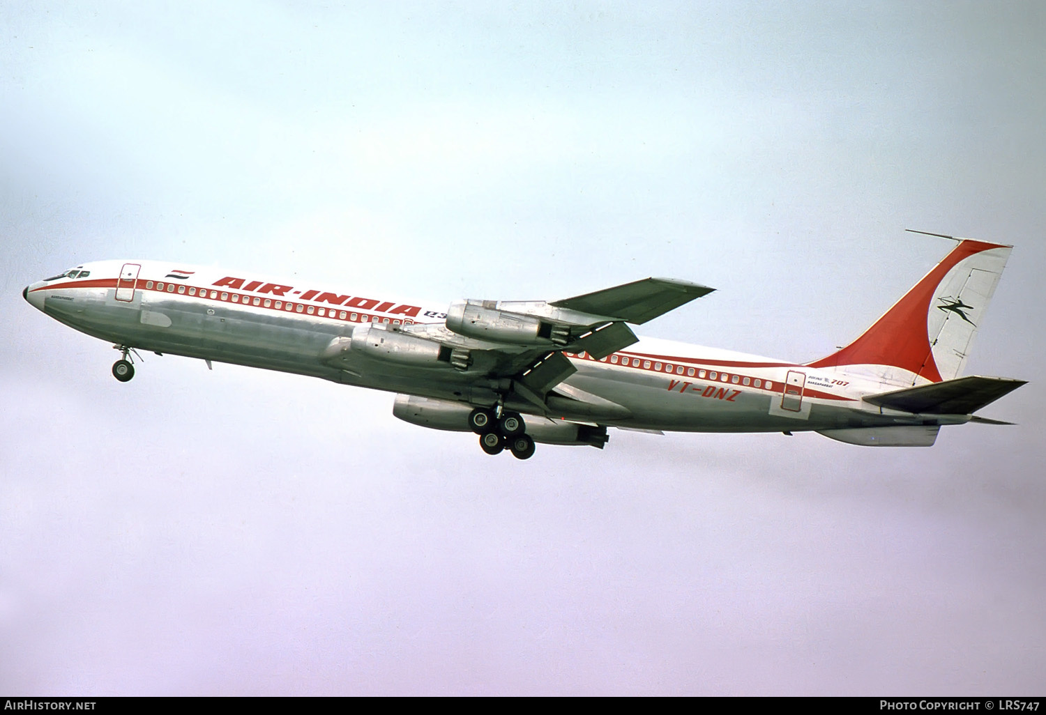 Aircraft Photo of VT-DNZ | Boeing 707-437 | Air India | AirHistory.net #258409