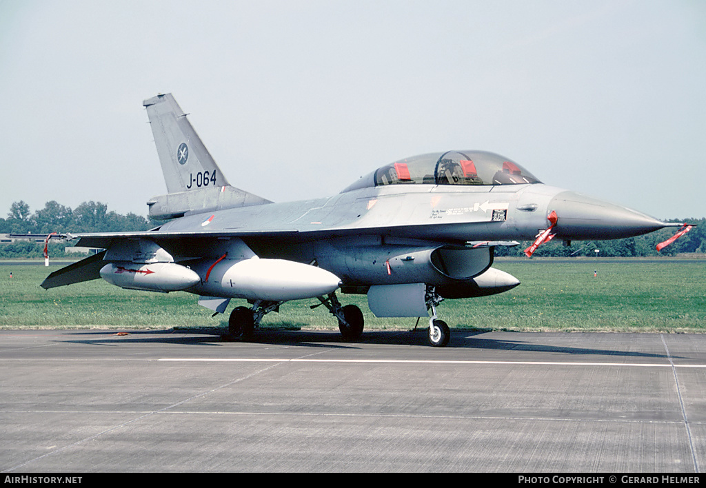 Aircraft Photo of J-064 | General Dynamics F-16B Fighting Falcon | Netherlands - Air Force | AirHistory.net #258605