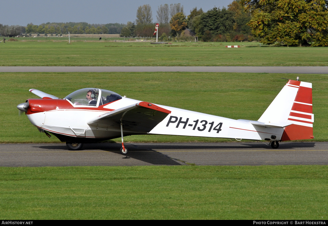 Aircraft Photo of PH-1314 | Scheibe SF-25C Falke | AirHistory.net #258681