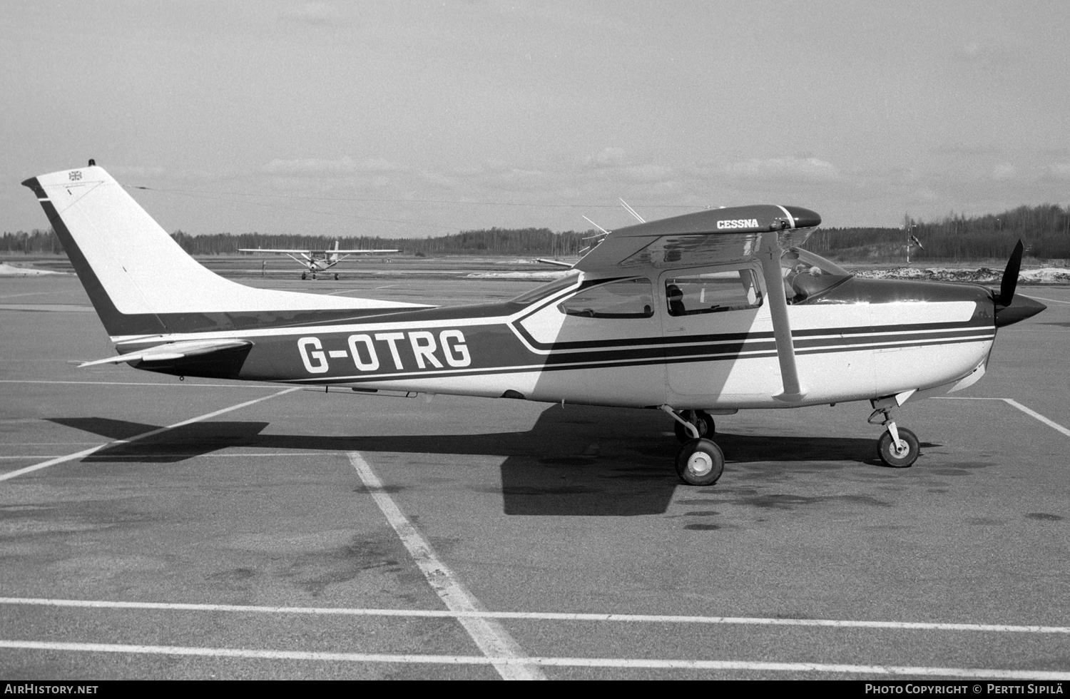 Aircraft Photo of G-OTRG | Cessna TR182 Turbo Skylane RG II | AirHistory.net #258690