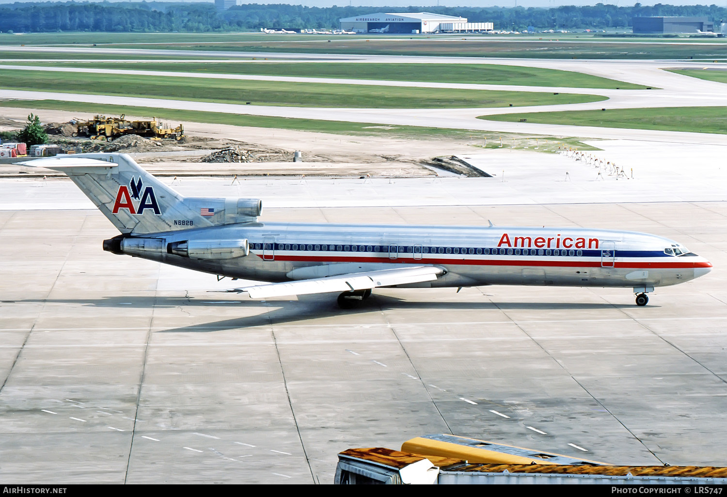 Aircraft Photo of N6828 | Boeing 727-223 | American Airlines | AirHistory.net #258722