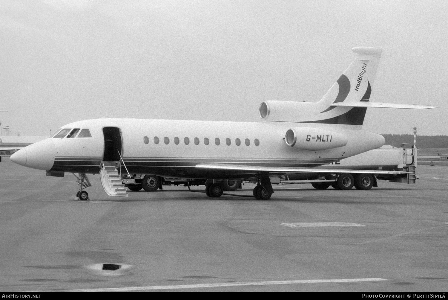 Aircraft Photo of G-MLTI | Dassault Falcon 900 | Multiflight | AirHistory.net #258738