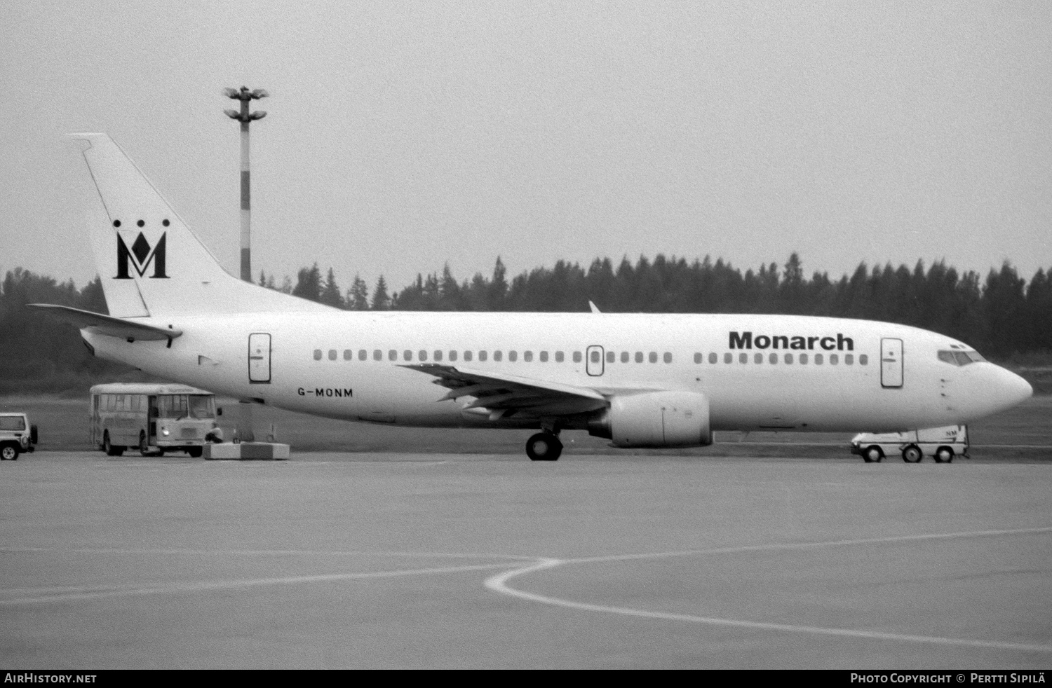 Aircraft Photo of G-MONM | Boeing 737-3Y0 | Monarch Airlines | AirHistory.net #258739