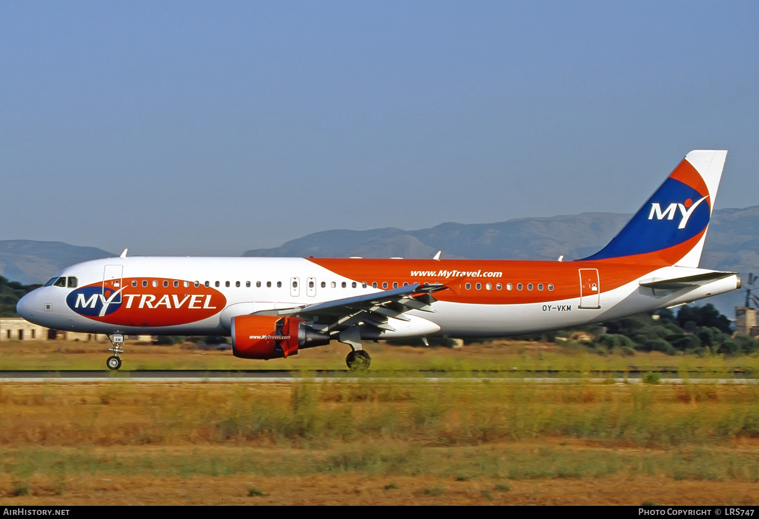 Aircraft Photo of OY-VKM | Airbus A320-214 | MyTravel Airways | AirHistory.net #258745