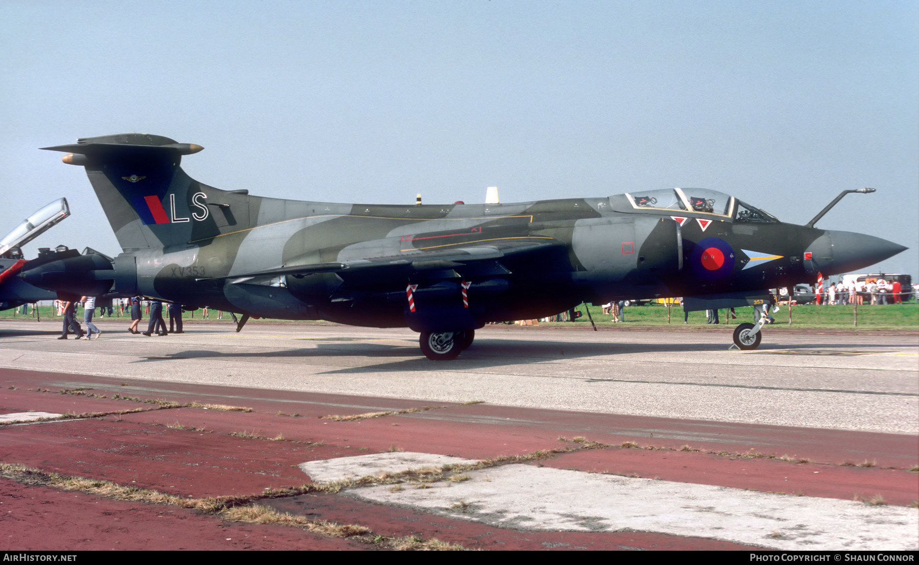 Aircraft Photo of XV353 | Hawker Siddeley Buccaneer S2B | UK - Air Force | AirHistory.net #258800