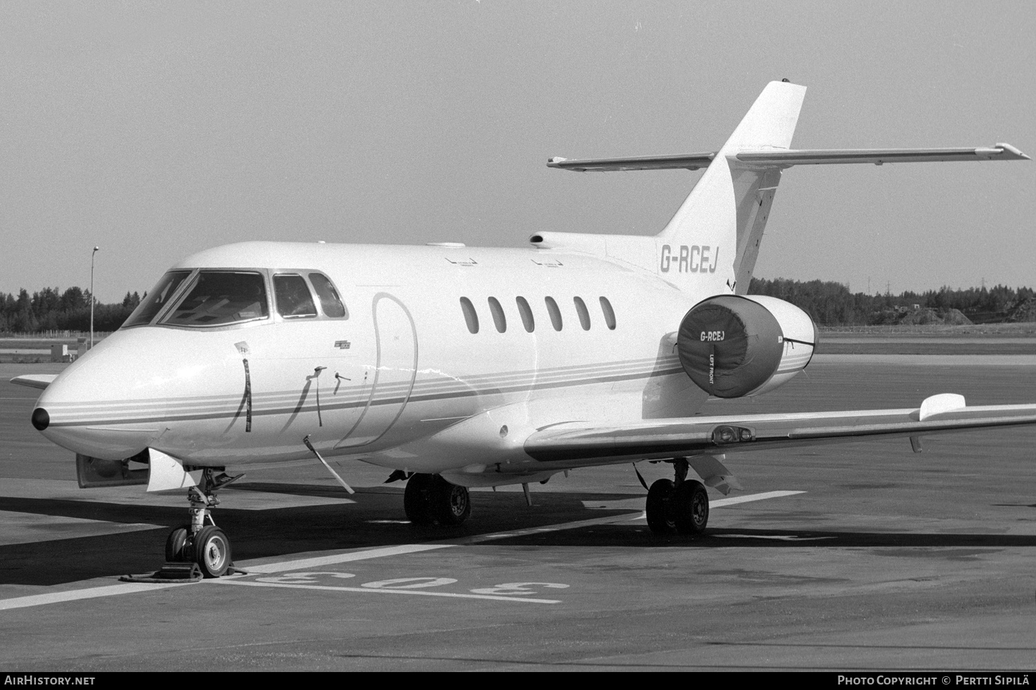 Aircraft Photo of G-RCEJ | British Aerospace BAe-125-800B | AirHistory.net #258801
