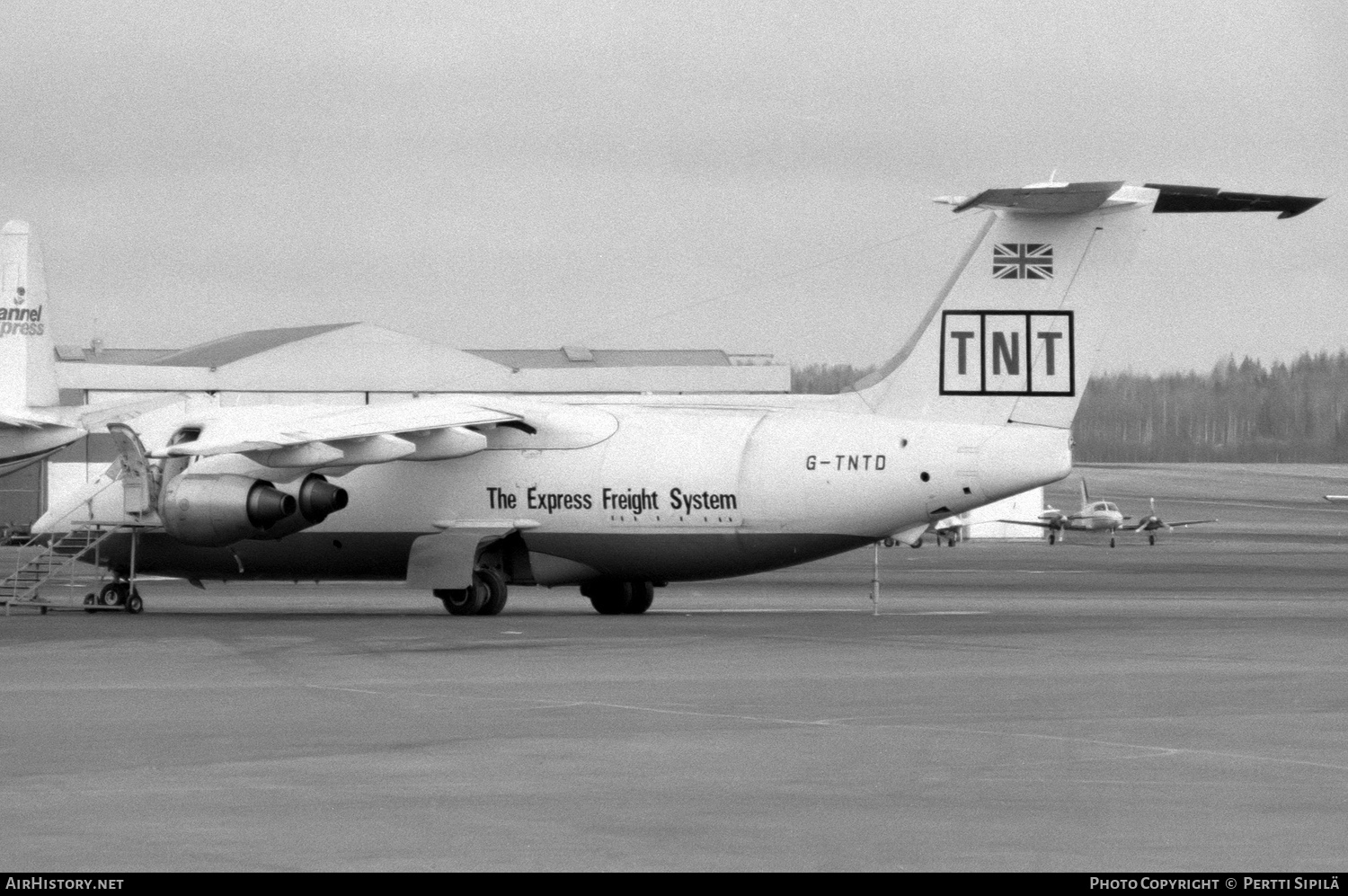 Aircraft Photo of G-TNTD | British Aerospace BAe-146-200QT Quiet Trader | TNT Express | AirHistory.net #258846