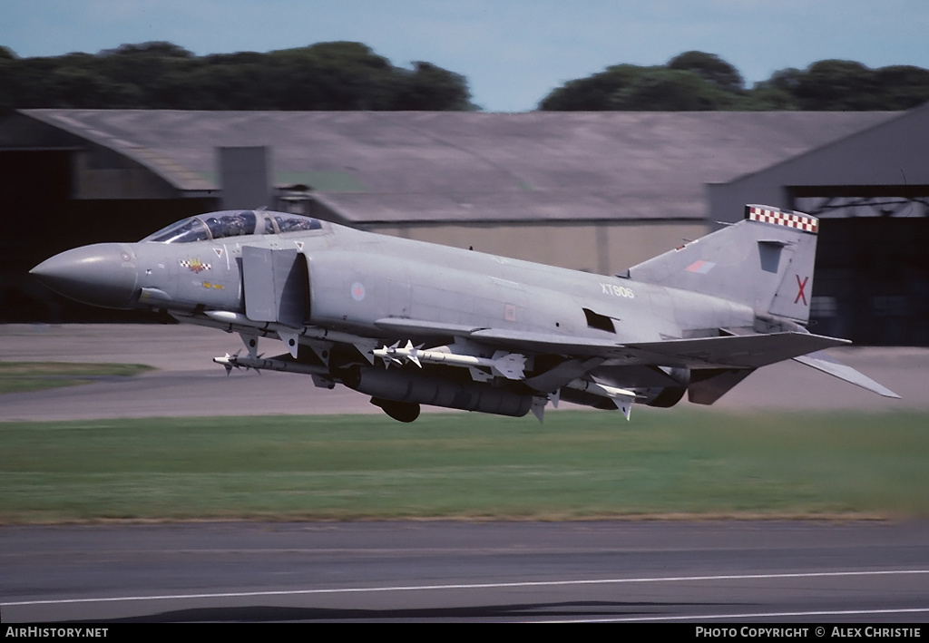 Aircraft Photo of XT906 | McDonnell Douglas F-4M Phantom FGR2 | UK - Air Force | AirHistory.net #258888