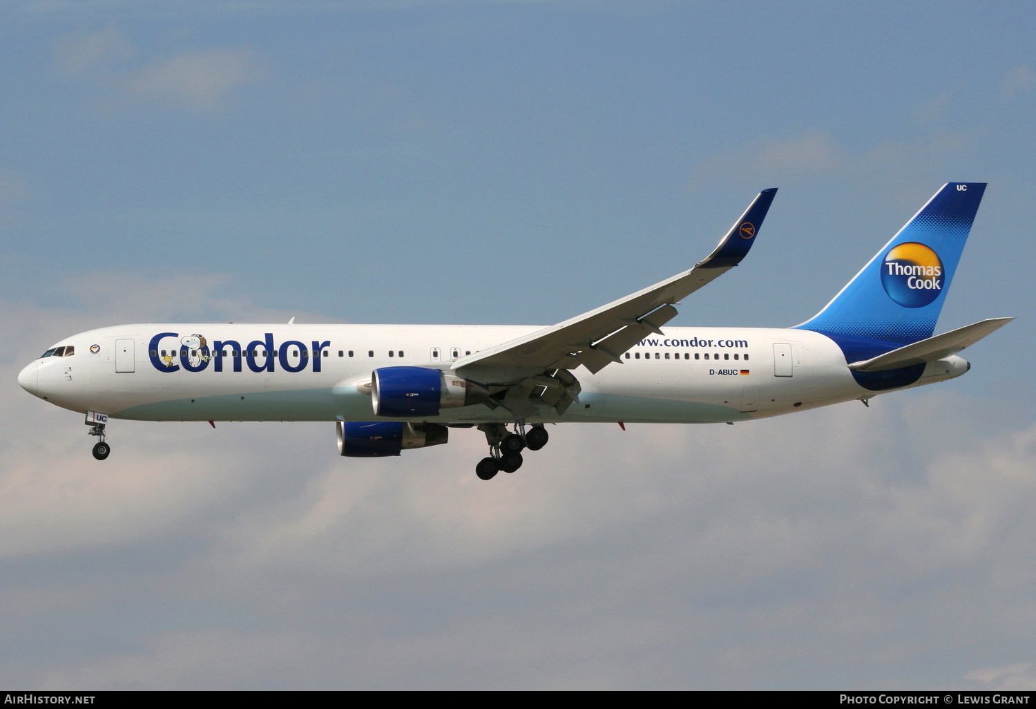 Aircraft Photo of D-ABUC | Boeing 767-330/ER | Condor Flugdienst | AirHistory.net #258978