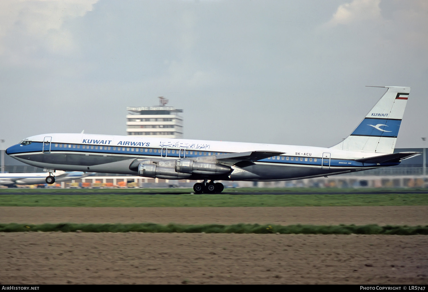 Aircraft Photo of 9K-ACU | Boeing 707-321C | Kuwait Airways | AirHistory.net #259011