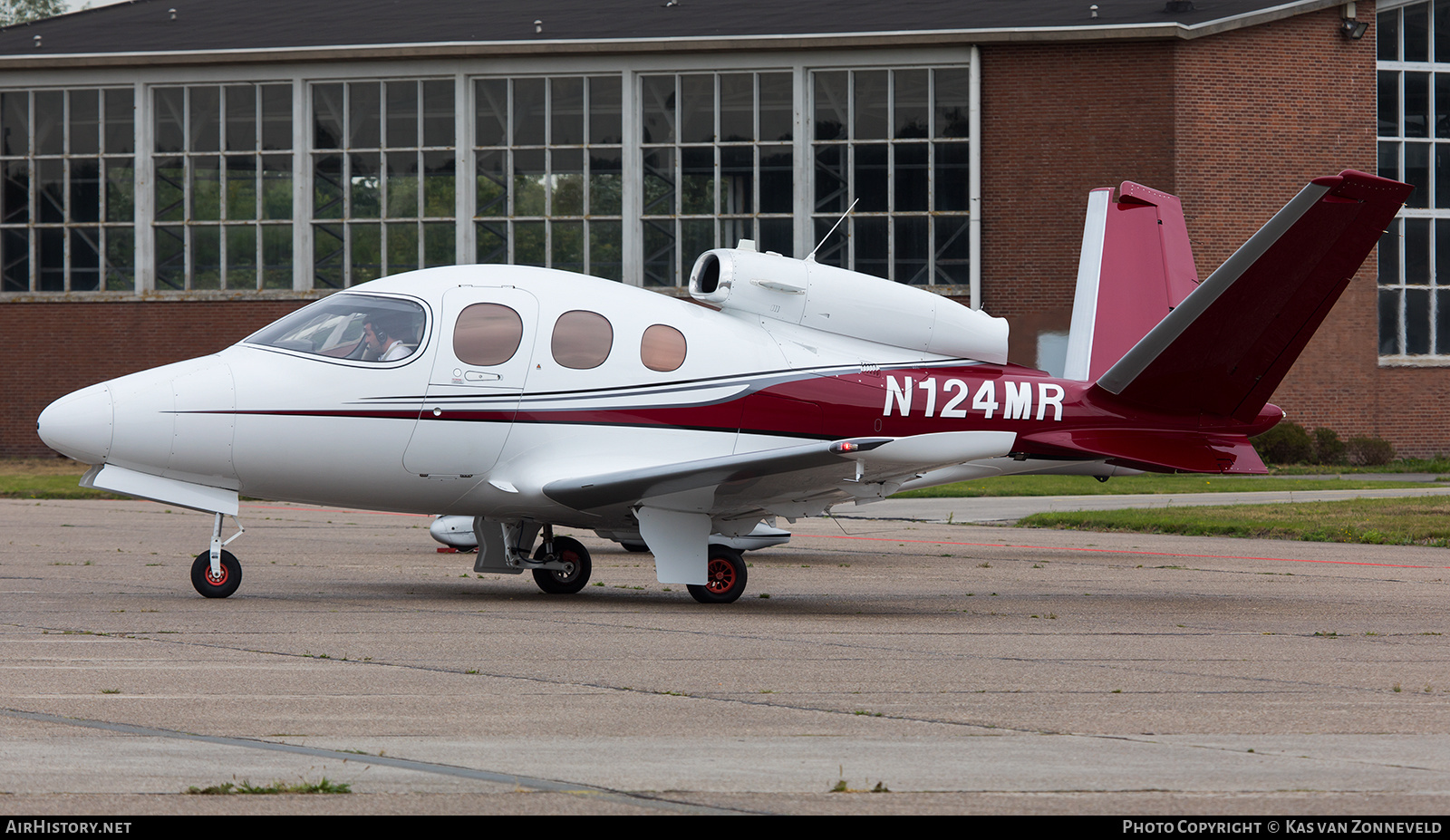 Aircraft Photo of N124MR | Cirrus SF-50 Vision | AirHistory.net #259016