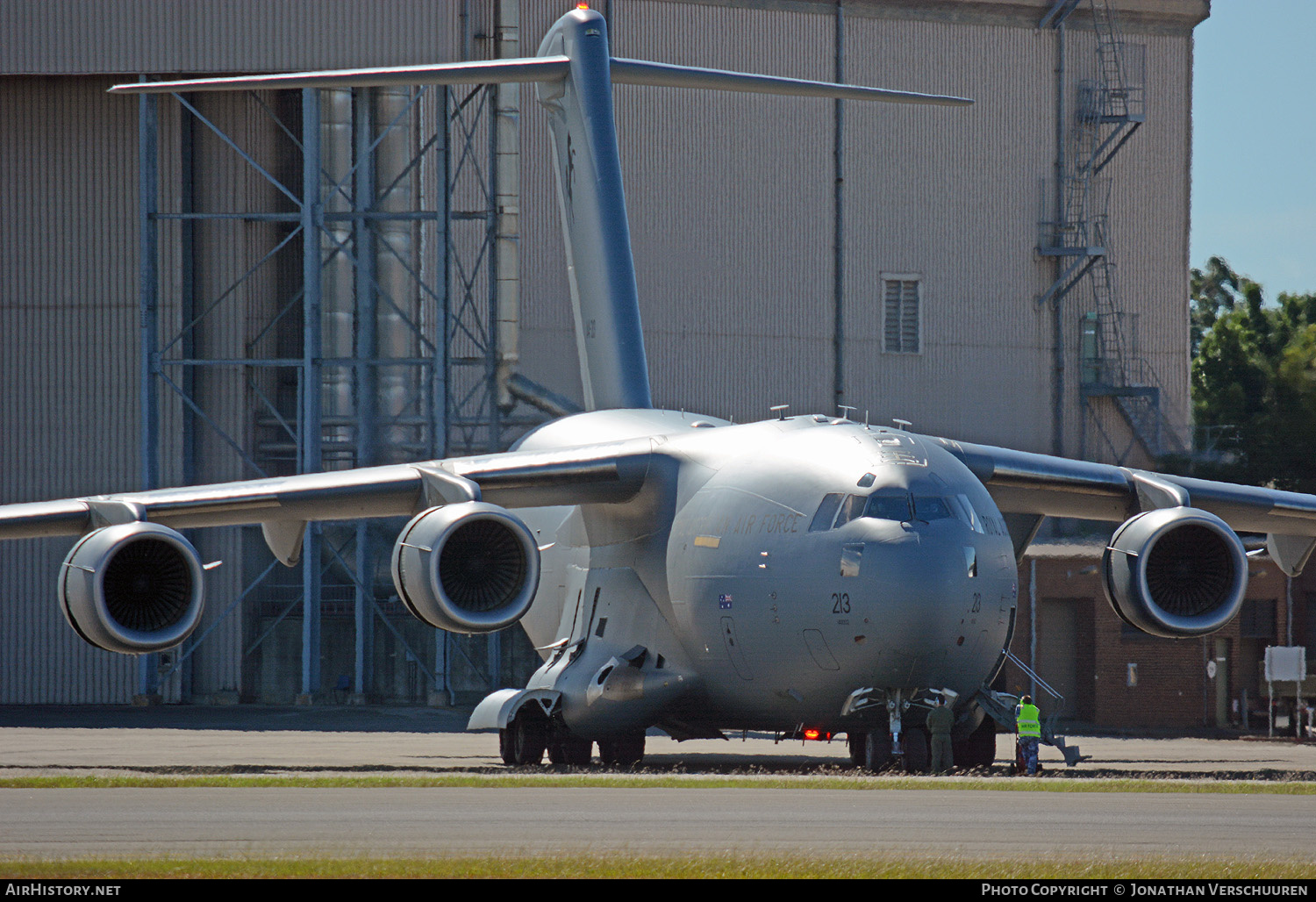 Aircraft Photo of A41-213 | Boeing C-17A Globemaster III | Australia - Air Force | AirHistory.net #259088