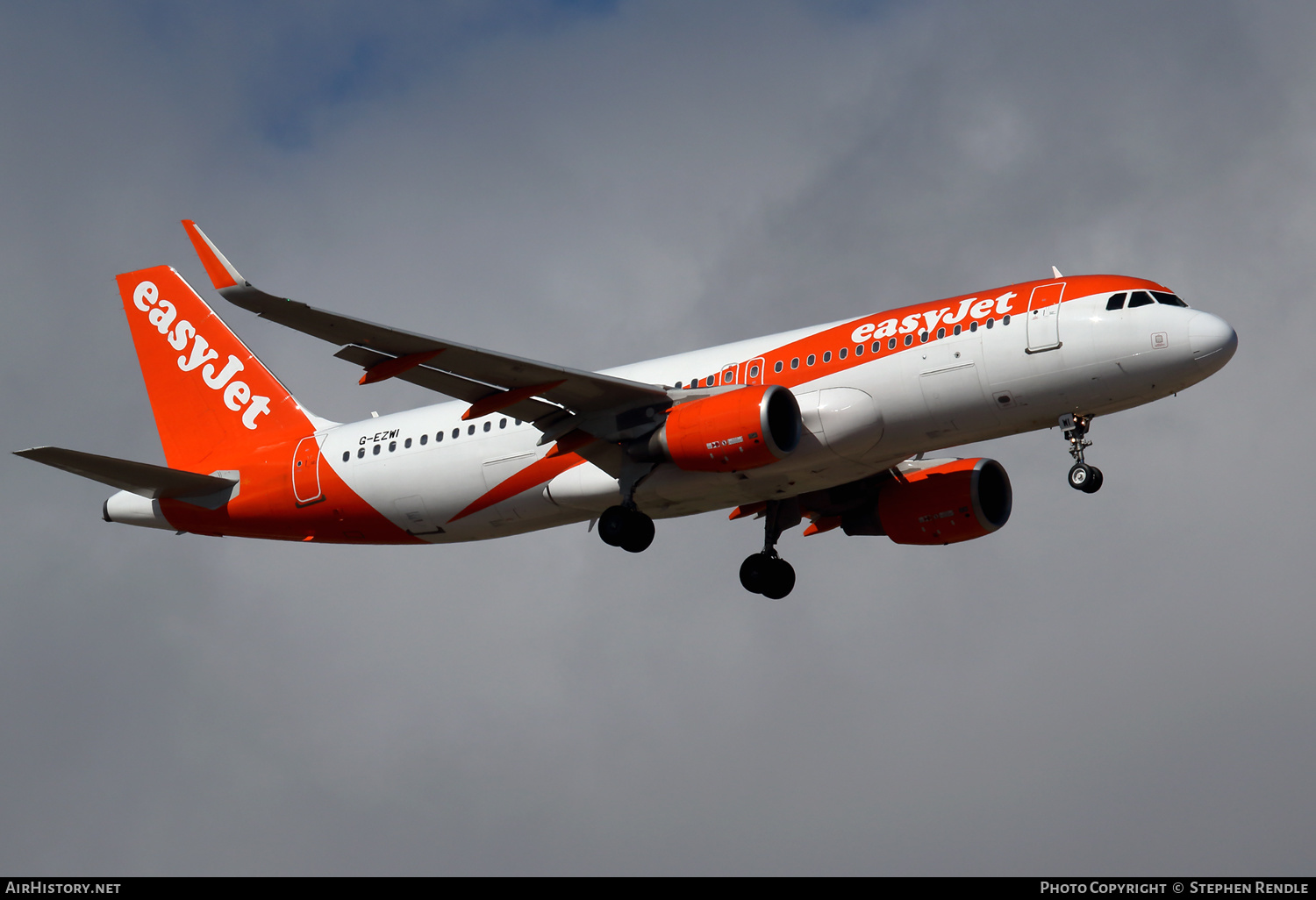 Aircraft Photo of G-EZWI | Airbus A320-214 | EasyJet | AirHistory.net #259149