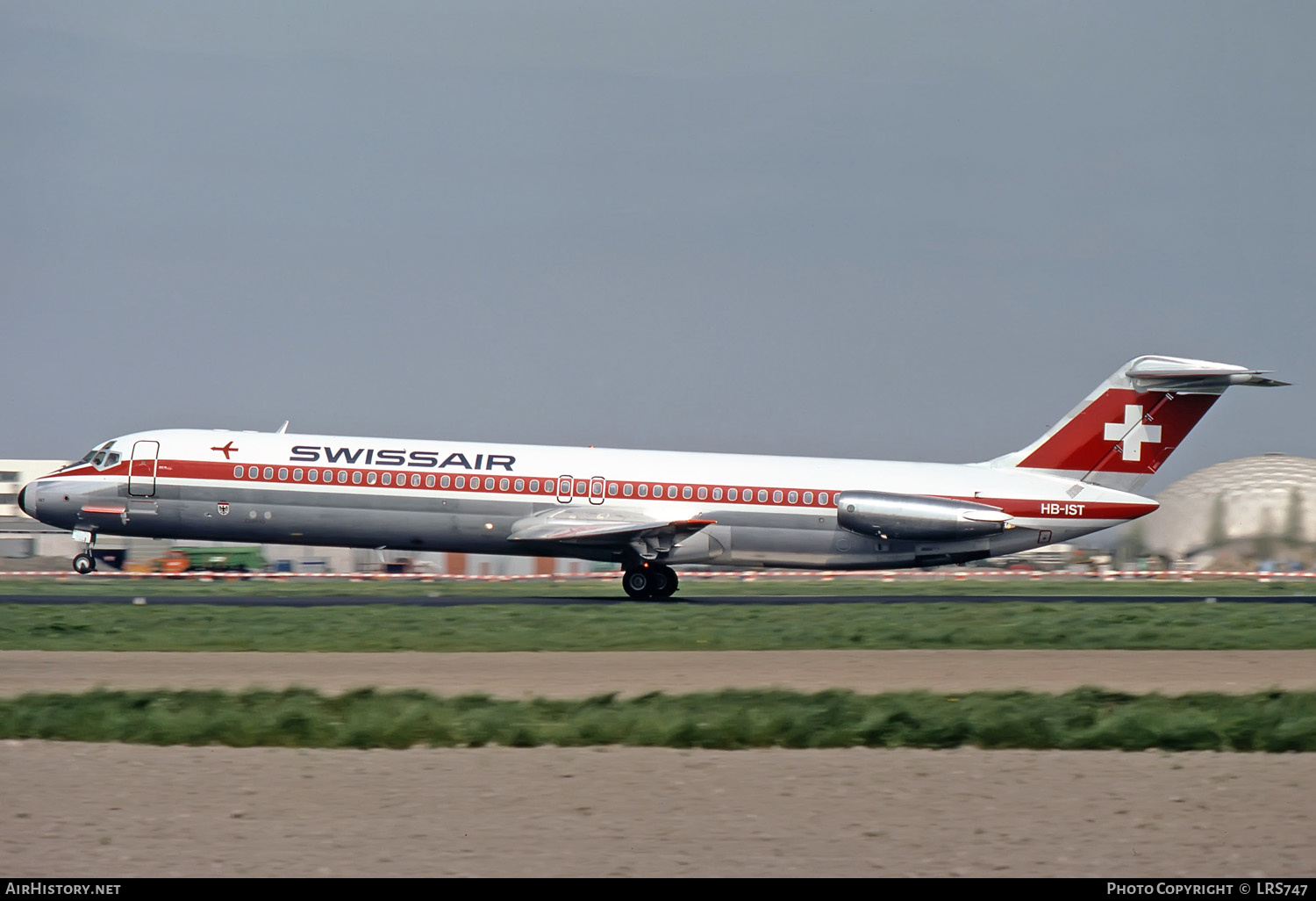 Aircraft Photo of HB-IST | McDonnell Douglas DC-9-51 | Swissair | AirHistory.net #259153