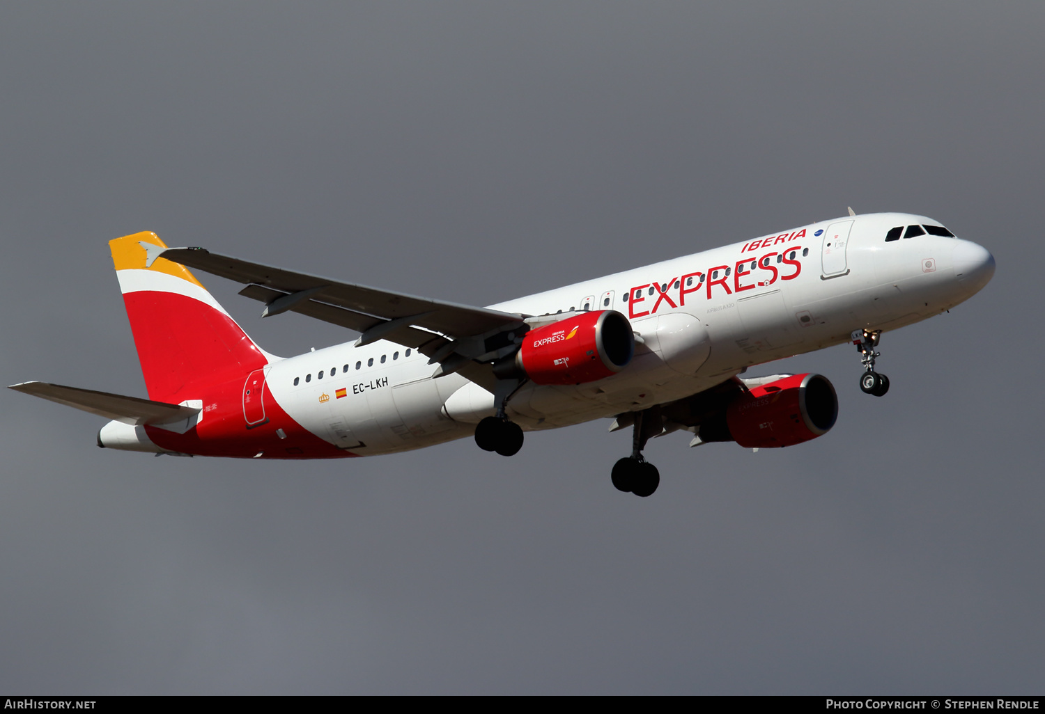 Aircraft Photo of EC-LKH | Airbus A320-214 | Iberia Express | AirHistory.net #259187