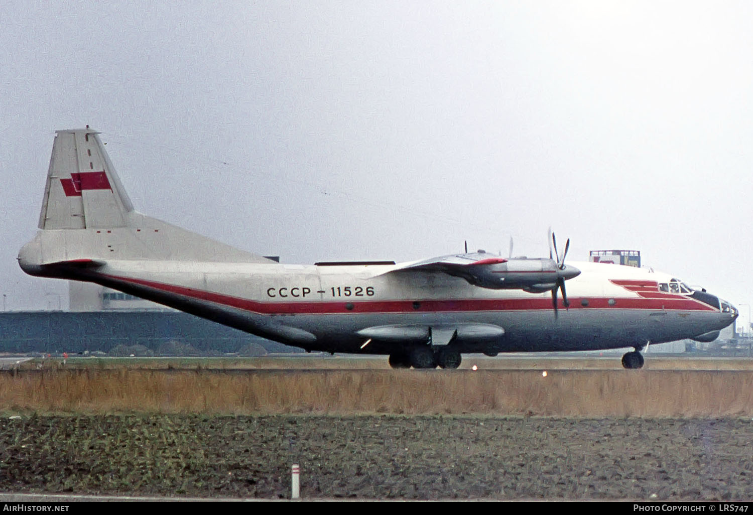 Aircraft Photo of CCCP-11526 | Antonov An-12BK | Aeroflot | AirHistory.net #259401