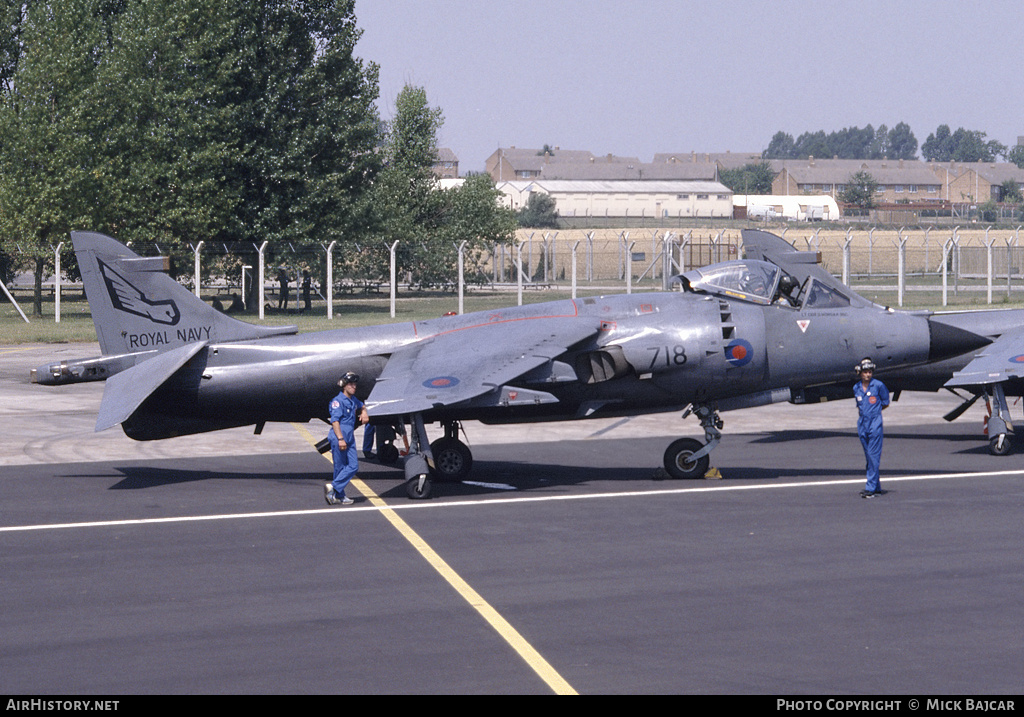 Aircraft Photo of ZD581 | British Aerospace Sea Harrier FRS1 | UK - Navy | AirHistory.net #259483
