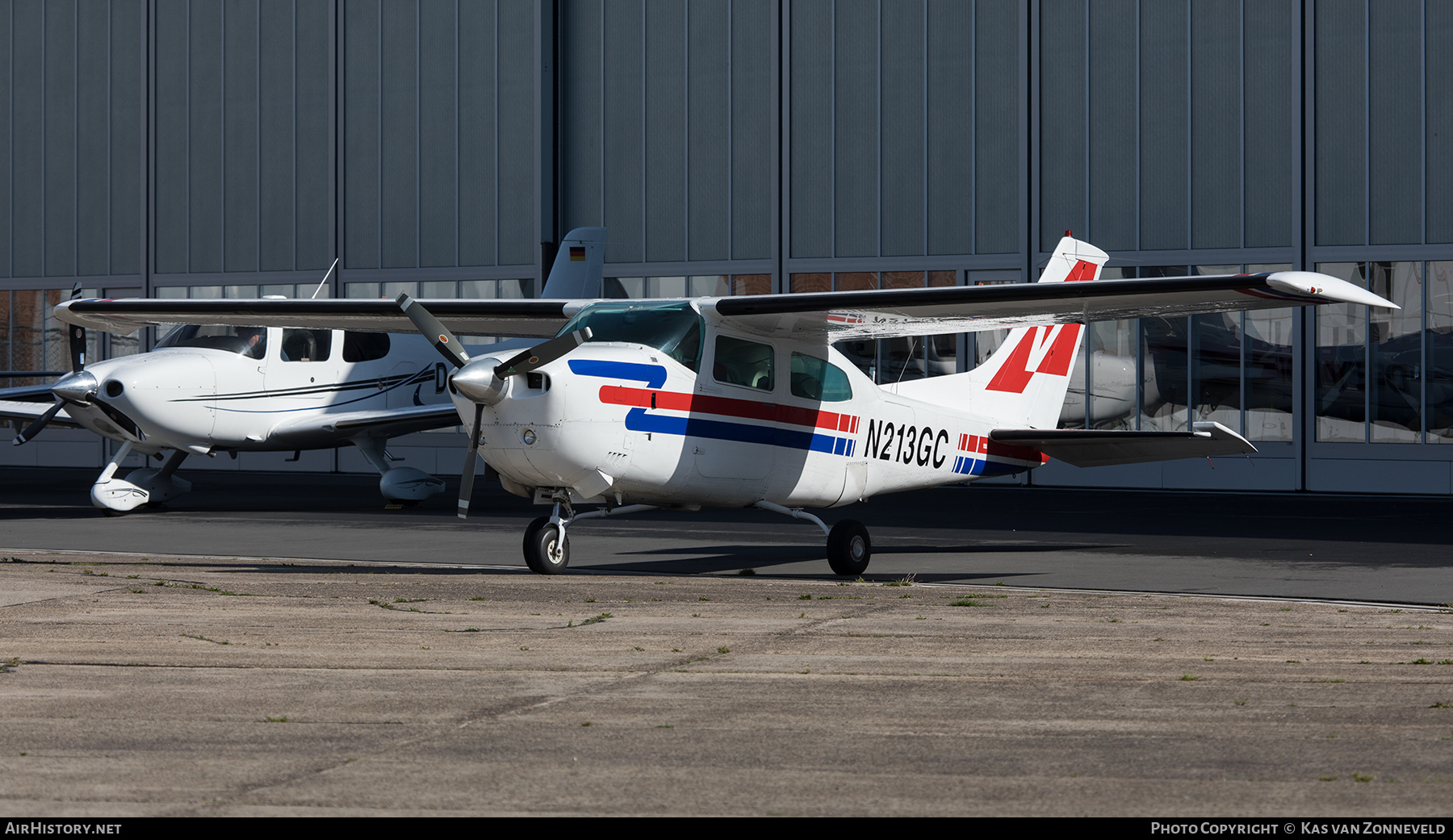 Aircraft Photo of N213GC | Cessna T210M Turbo Centurion | AirHistory.net #259491