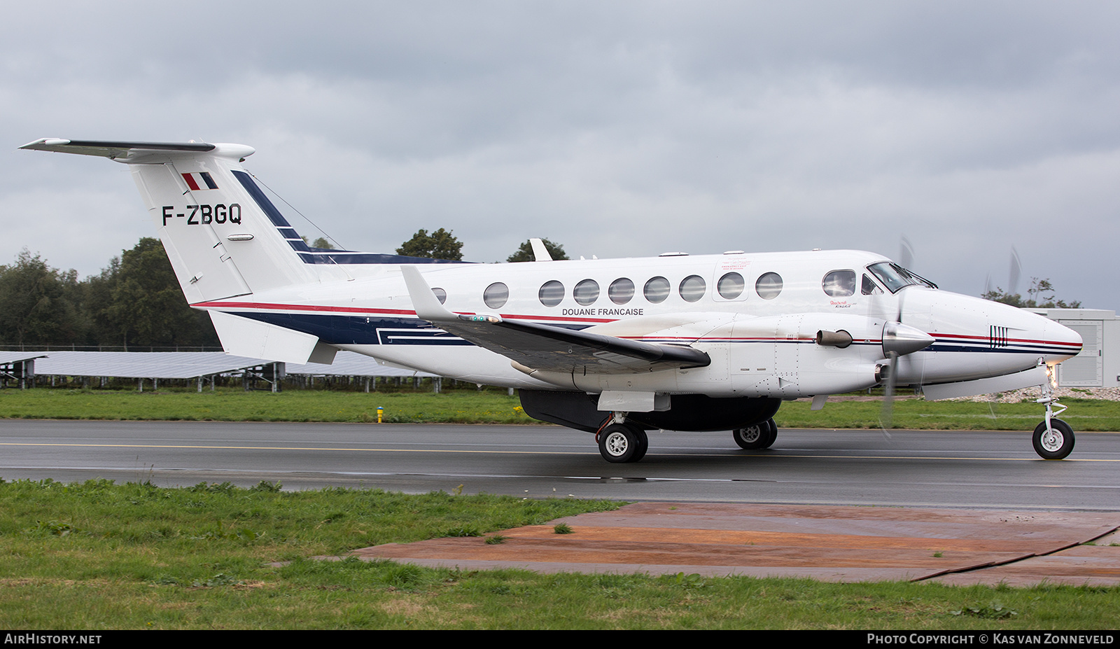 Aircraft Photo of F-ZBGQ | Hawker Beechcraft 350ER King Air (B300) | Douane Francaise | AirHistory.net #259627