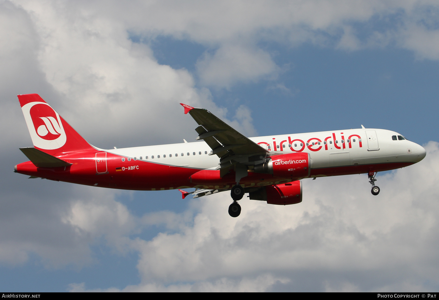 Aircraft Photo of D-ABFC | Airbus A320-214 | Air Berlin | AirHistory.net #259636