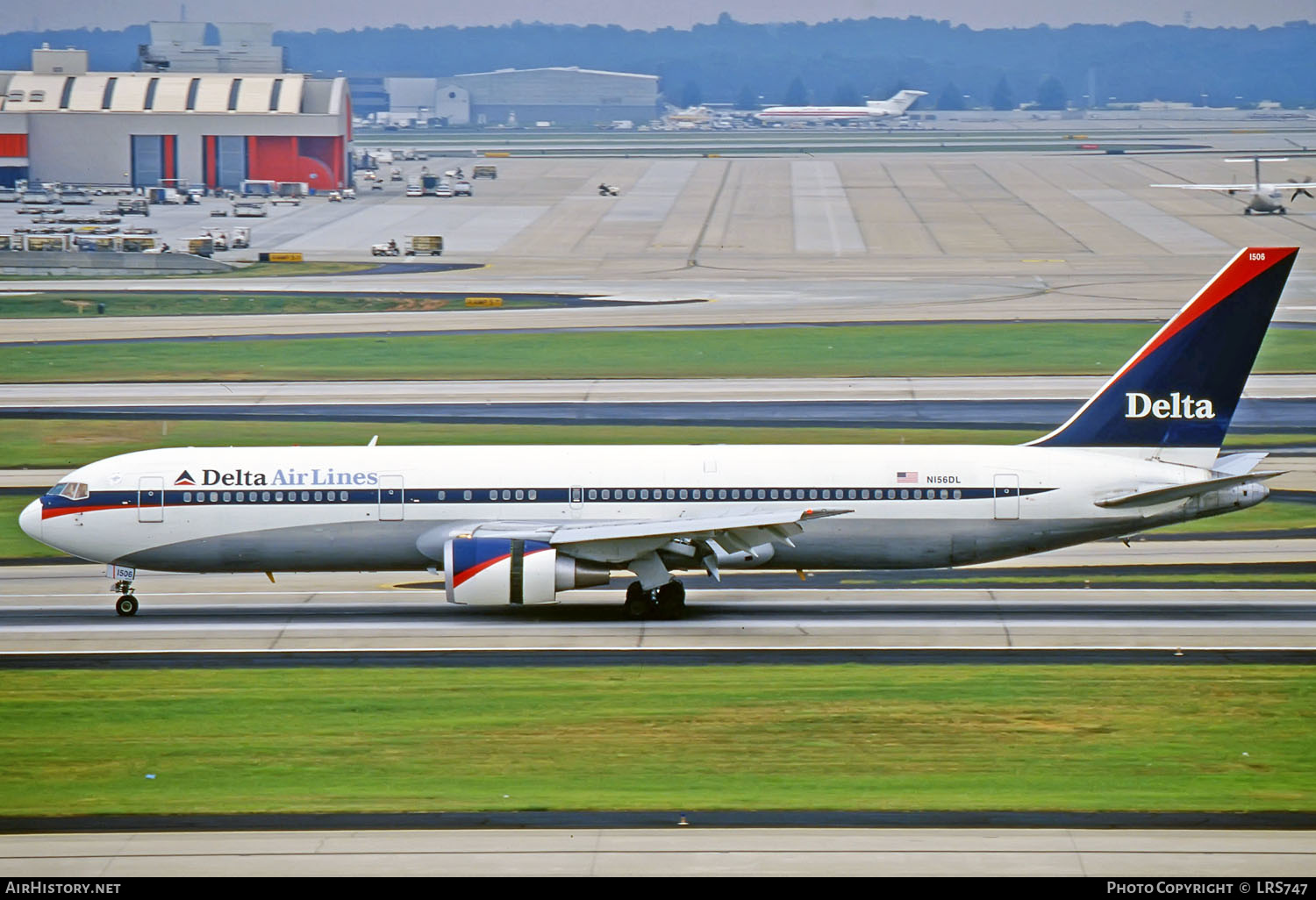 Aircraft Photo of N156DL | Boeing 767-3P6/ER | Delta Air Lines | AirHistory.net #259680