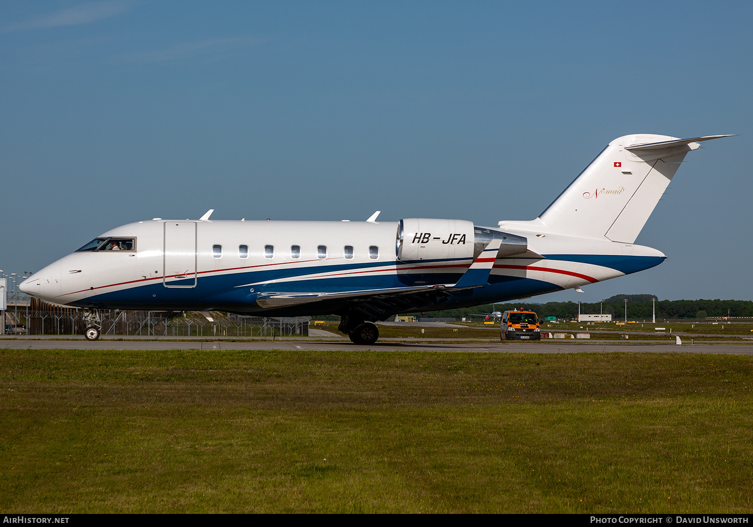 Aircraft Photo of HB-JFA | Bombardier Challenger 605 (CL-600-2B16) | Nomad Aviation | AirHistory.net #259749