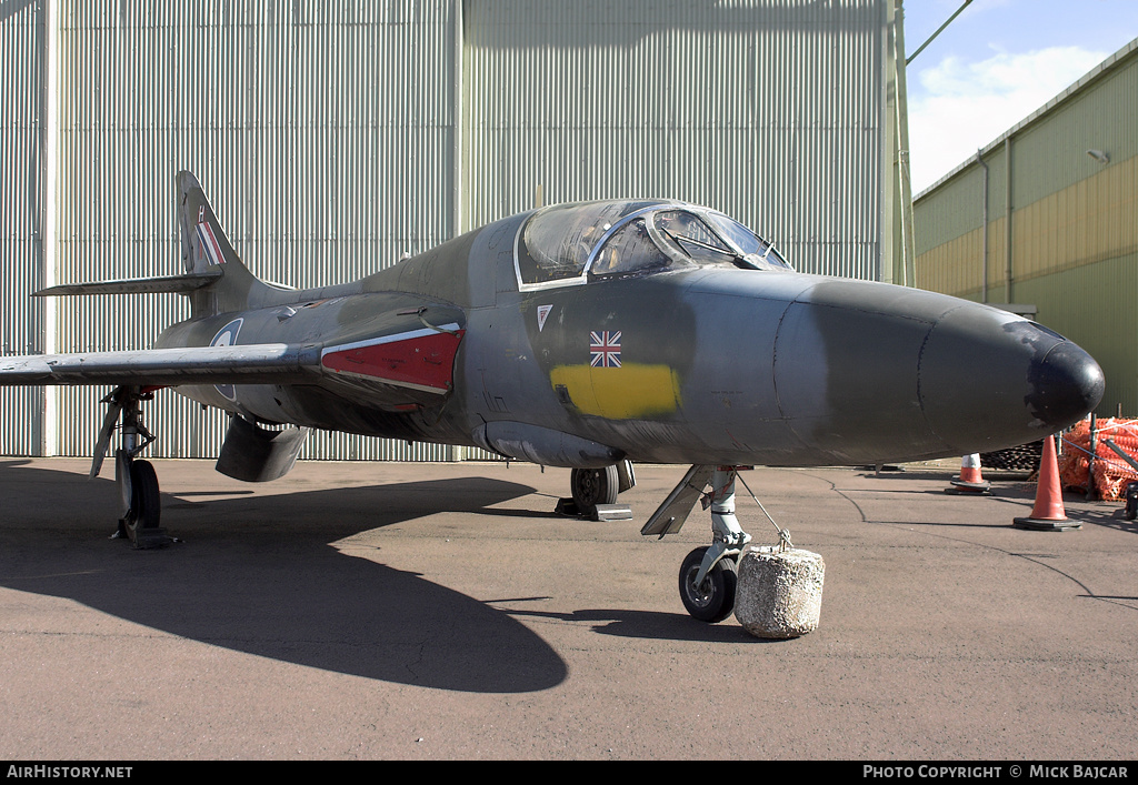 Aircraft Photo of XL568 | Hawker Hunter T7A | UK - Air Force | AirHistory.net #259784