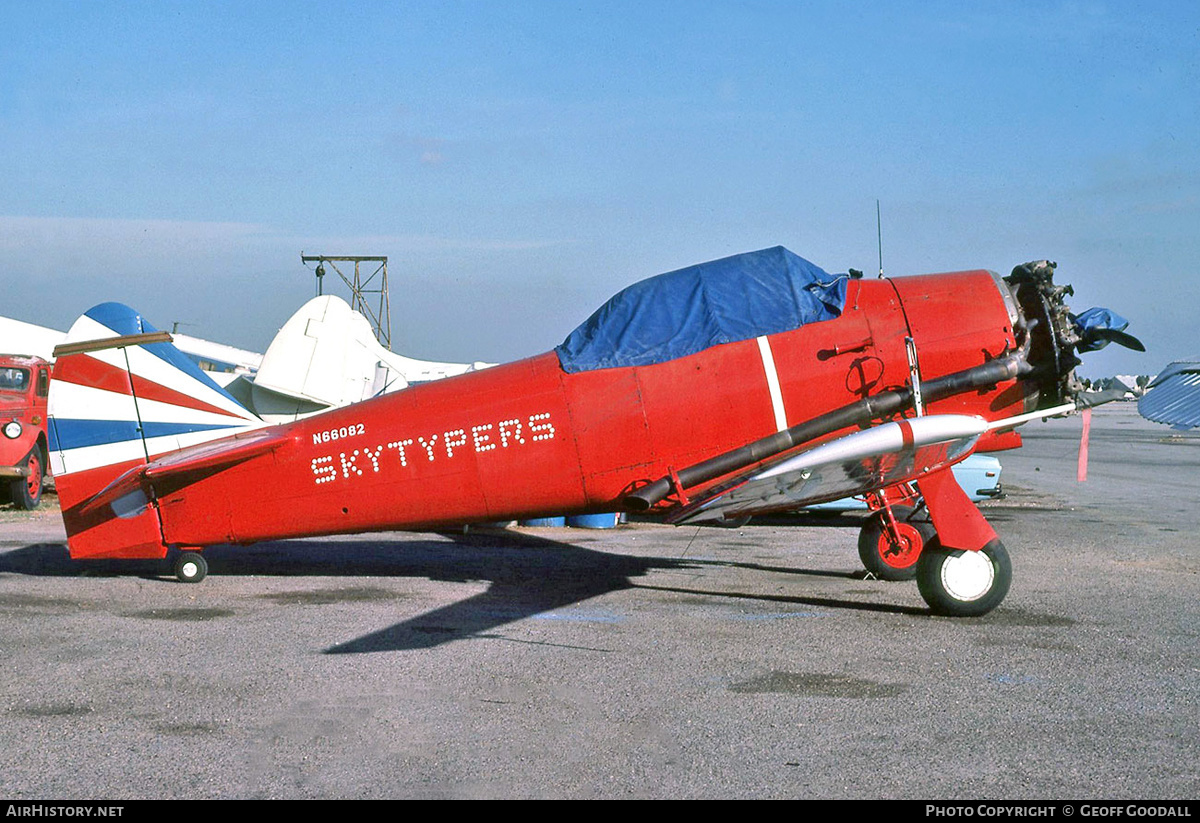 Aircraft Photo of N66082 | North American SNJ-2 Texan | Skytypers | AirHistory.net #259790