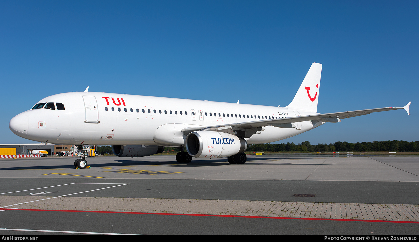 Aircraft Photo of LY-ELK | Airbus A320-232 | TUI | AirHistory.net #259819