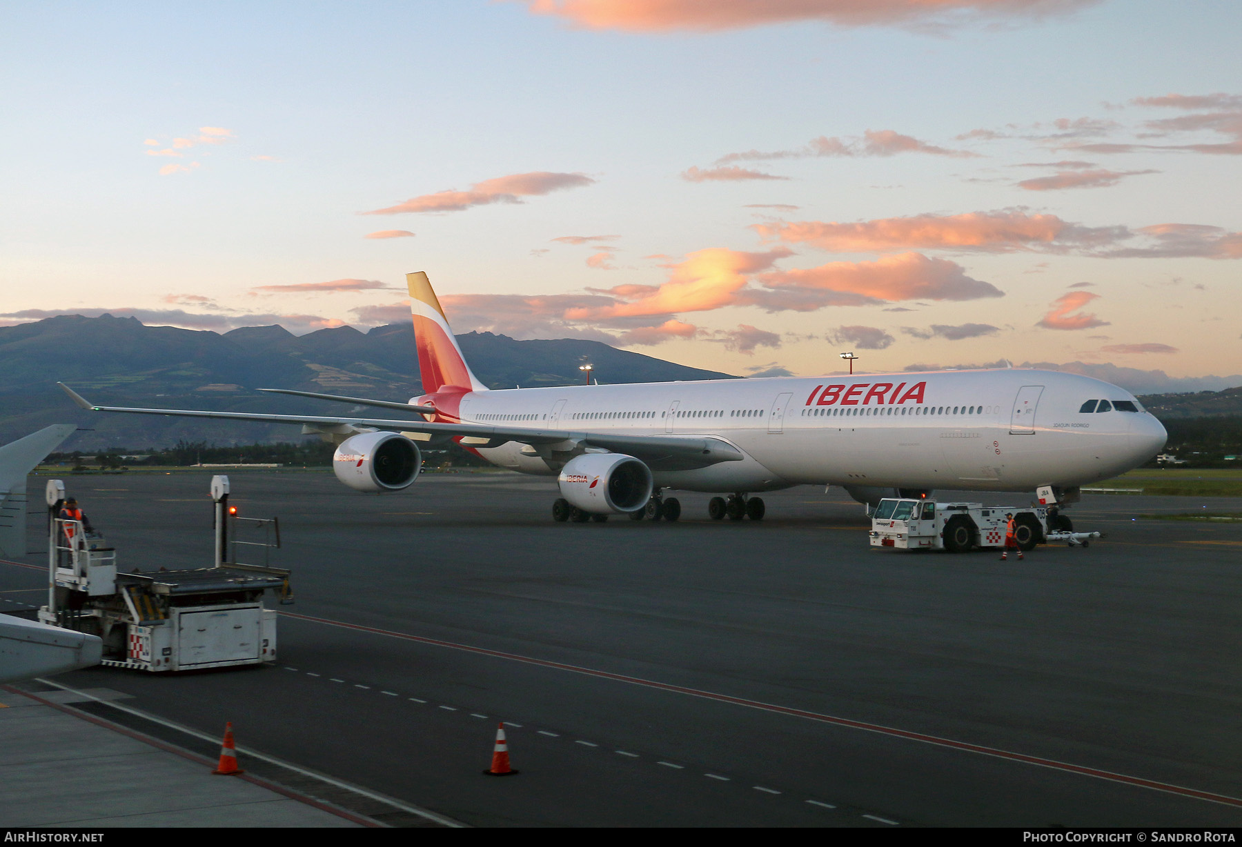 Aircraft Photo of EC-JBA | Airbus A340-642 | Iberia | AirHistory.net #259839