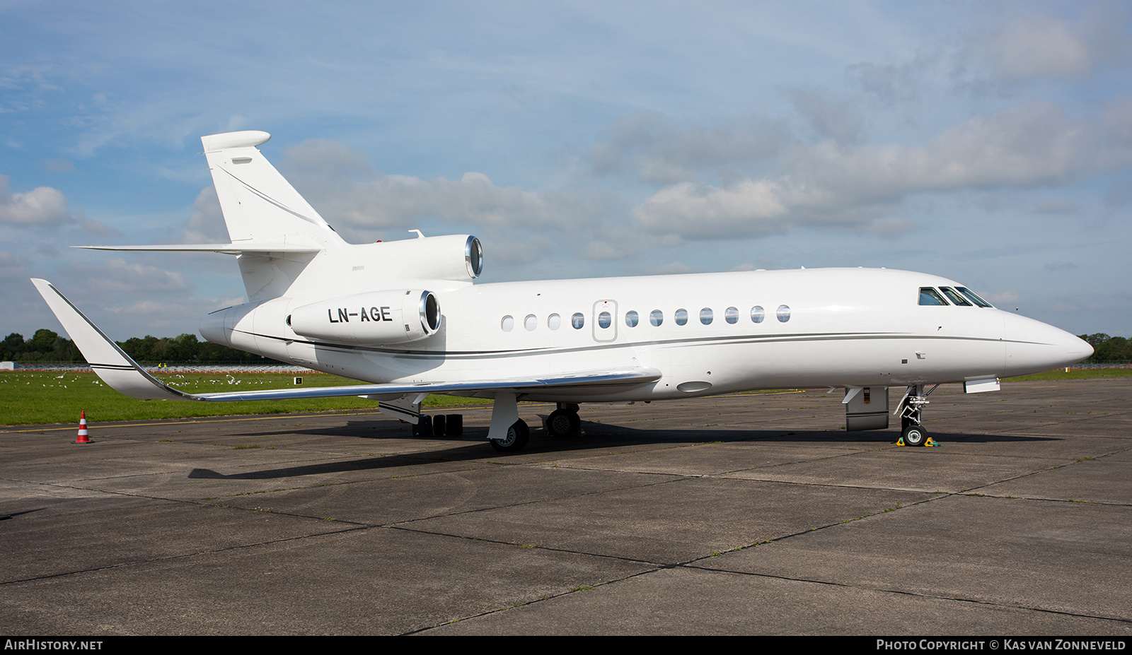 Aircraft Photo of LN-AGE | Dassault Falcon 900LX | AirHistory.net #259844