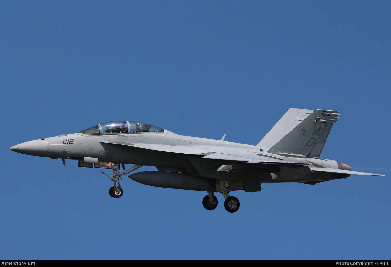 Aircraft Photo of 165674 | Boeing F/A-18F Super Hornet | USA - Navy | AirHistory.net #260045