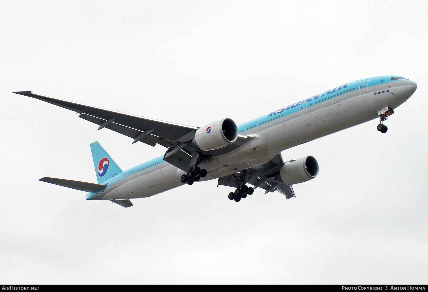 Aircraft Photo of HL7782 | Boeing 777-3B5/ER | Korean Air | AirHistory.net #260060